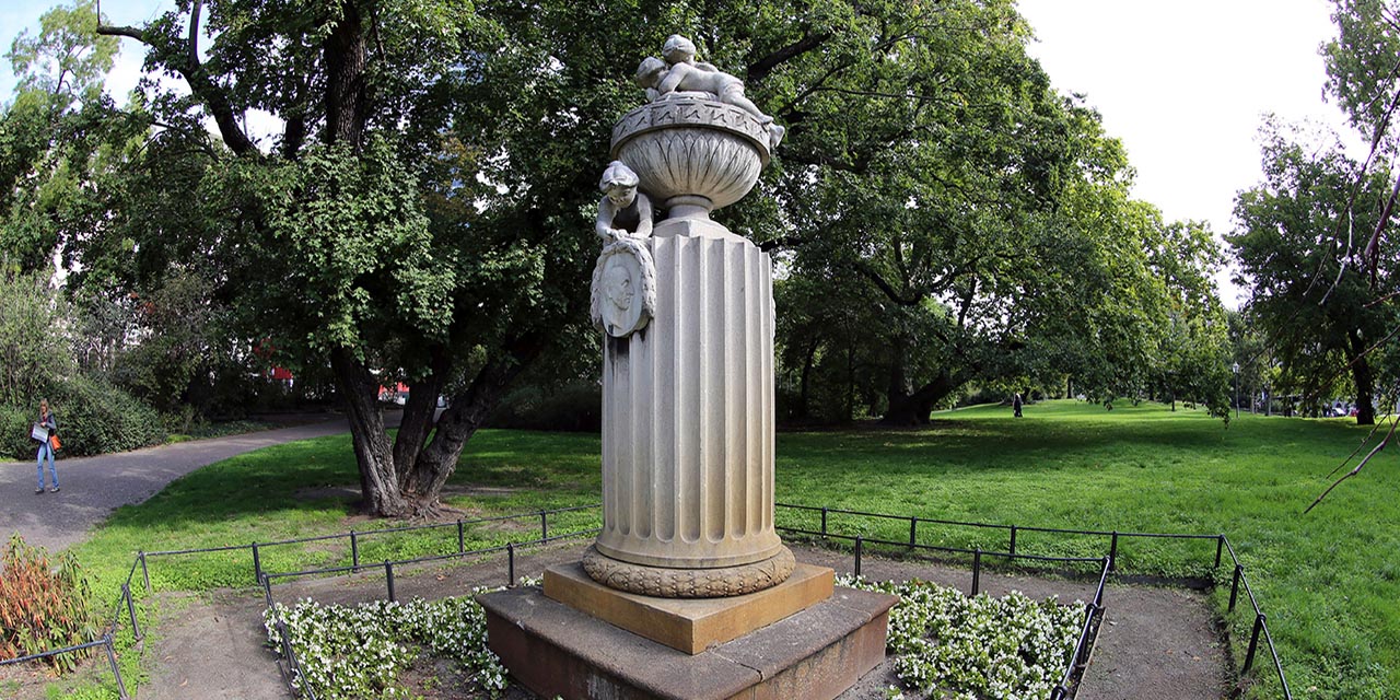 Foto: Leipzig - Gellert-Denkmal