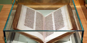 Foto: Leipzig - Leipzigs Ersterwähnung in der Chronik des Thietmar von Merseburg - Ausstellung im Stadtgeschichtlichen Museum