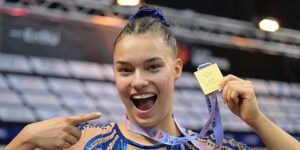 Foto: Leipzig – Jessica SCHLEGEL (19.03.2023 – Gold am Schwebebalken beim DTB-Pokal in Stuttgart)