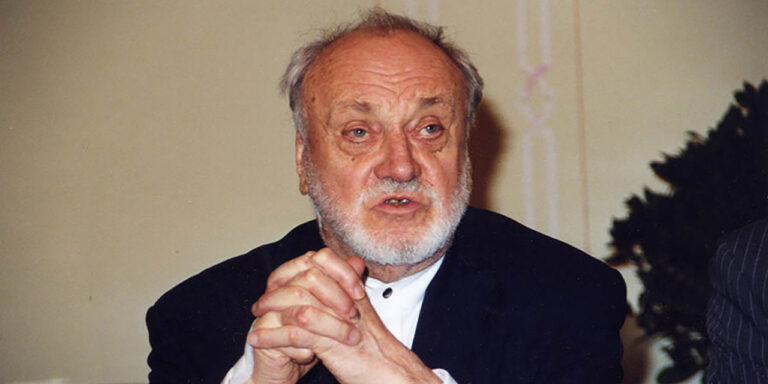 Foto: Leipzig – Kurt Masur bei einem Pressegespräch im Mendelssohn-Haus (16.12.2003)