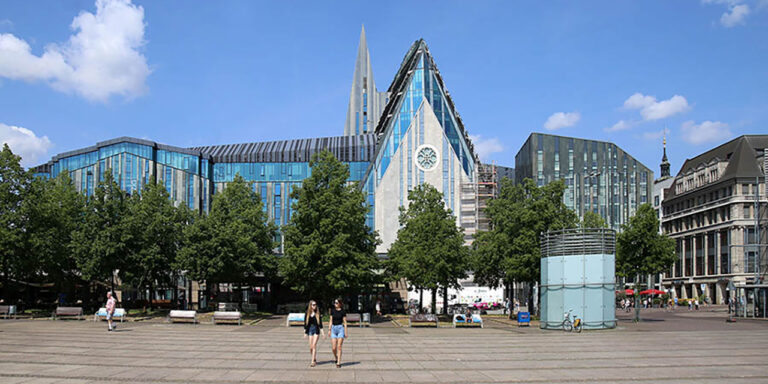 Foto: Leipzig – Paulinum - Aula und Universitätskirche St. Pauli