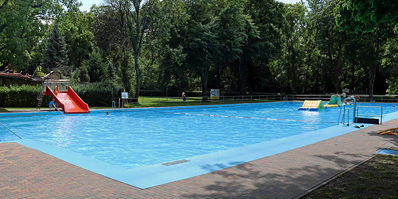 Foto: Leipzig – Sommerbad Südost